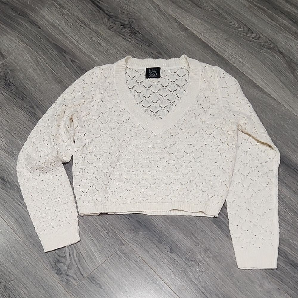 FCT WITH LOVE Ivory Scalloped Cropped W/Gold Tinsel Throught Sweater